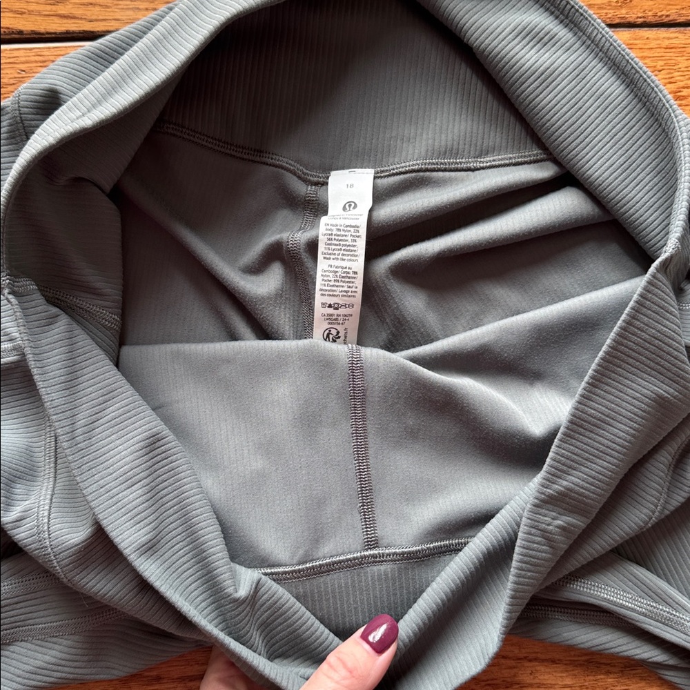 Lululemon Align Ribbed Mini Flare Leggings Pants Size 18 Inseam 32” Gray - Picture 6 of 13